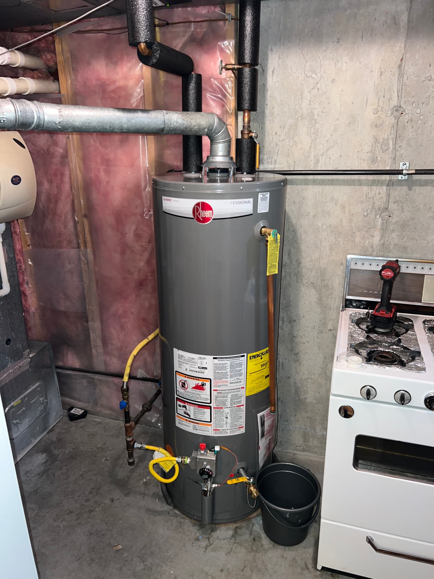 Rheem hot water tank replacement with insulated lines and new gas connection